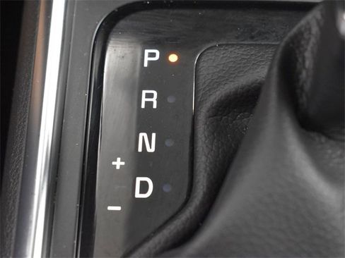 Certified 2025 Kia Carnival SX Prestige image 21