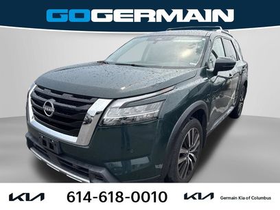Used 2023 Nissan Pathfinder Platinum