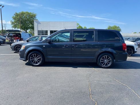 Used 2014 Dodge Grand Caravan SE FWD image 7