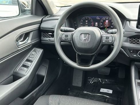 New 2025 Honda Accord SE image 24