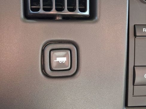 New 2024 Chevrolet Express 3500 w/ Power Convenience Package image 19