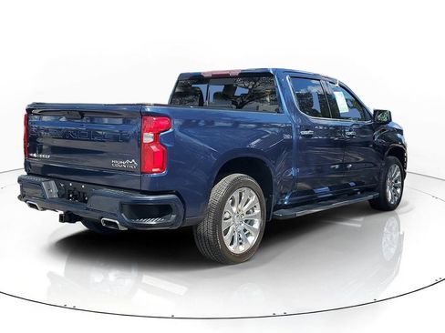 Used 2021 Chevrolet Silverado 1500 High Country image 3