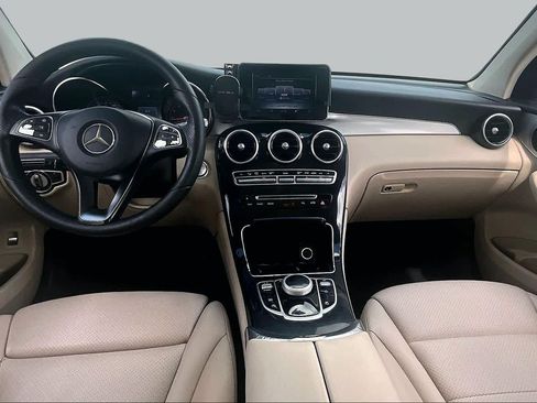 Used 2017 Mercedes-Benz GLC 300 image 14