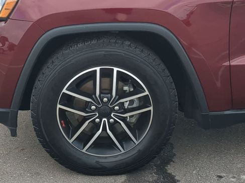 Used 2020 Jeep Grand Cherokee Trailhawk AWD/4WD image 13