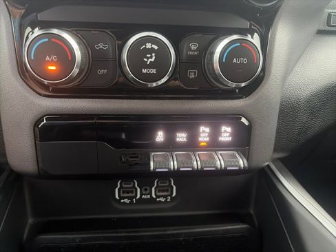 Used 2021 RAM 1500 Big Horn AWD/4WD image 22
