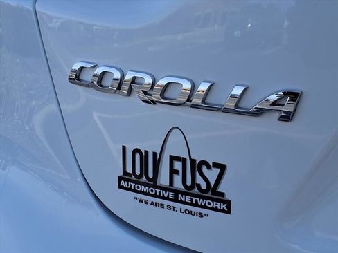 Used 2025 Toyota Corolla LE image 29