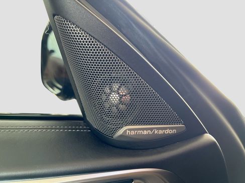 Used 2021 BMW M4 Competition w/ Executive Package RWD image 19