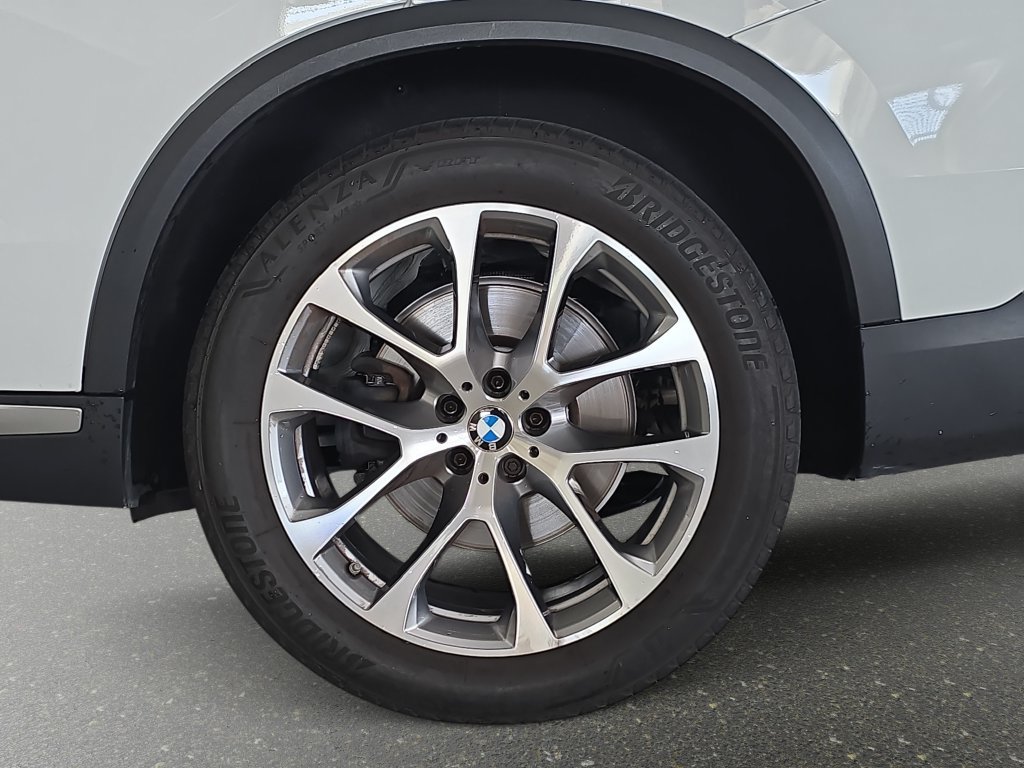 Certified 2024 BMW X5 xDrive40i AWD/4WD image 32