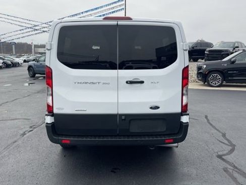 Used 2023 Ford Transit 350 XLT image 4
