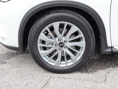 Certified 2023 INFINITI QX50 Luxe FWD image 14
