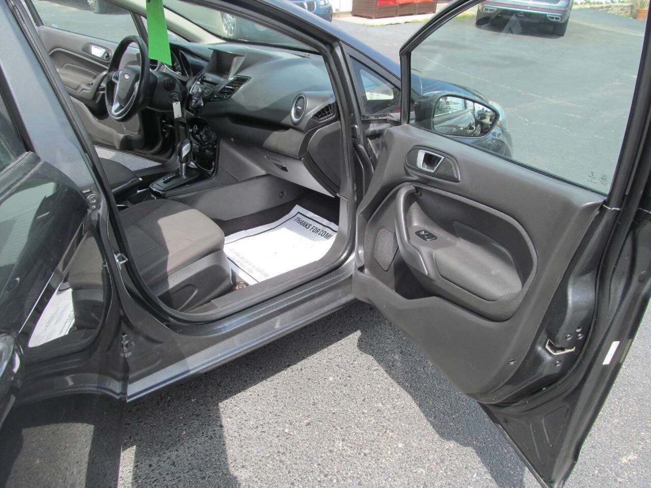 Used 2015 Ford Fiesta SE w/ Equipment Group 201A FWD image 18