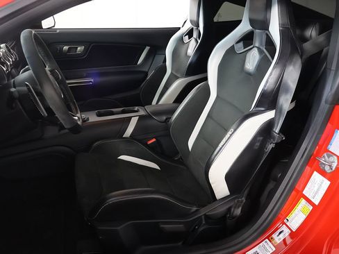Used 2021 Ford Mustang Shelby GT500 w/ Technology Package RWD image 26