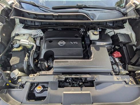 Used 2018 Nissan Murano SL w/ Moonroof Package image 39