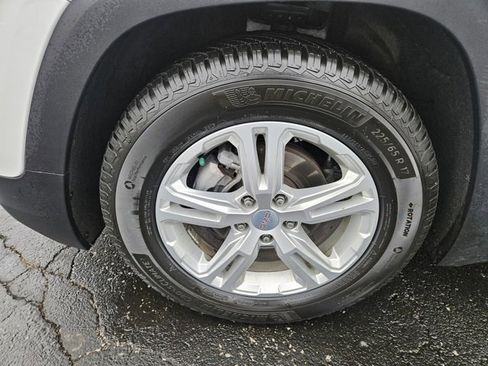 Used 2021 GMC Terrain SLE w/ LPO, Floor Liner Package image 25