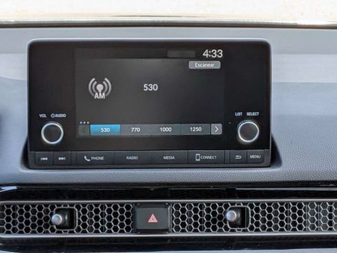 Used 2024 Honda Civic EX-L image 17