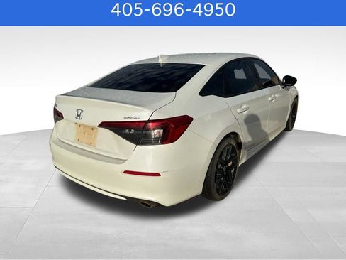 Used 2022 Honda Civic Sport image 3
