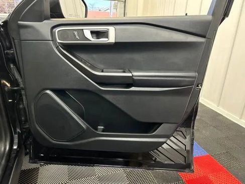 Used 2021 Ford Explorer 4WD image 18
