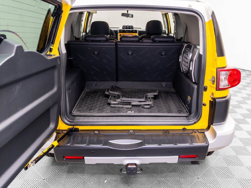 Used 2007 Toyota FJ Cruiser 4WD w/ Upgrade Pkg 2 image 31