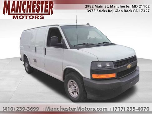 Used 2022 Chevrolet Express 2500 w/ Driver Convenience Package RWD image 1