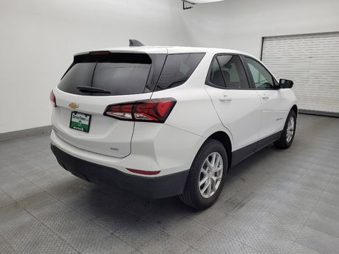 Used 2024 Chevrolet Equinox LS AWD/4WD image 9