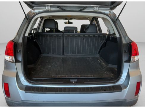 Used 2014 Subaru Outback 2.5i Limited w/ Moonroof Package AWD/4WD image 26