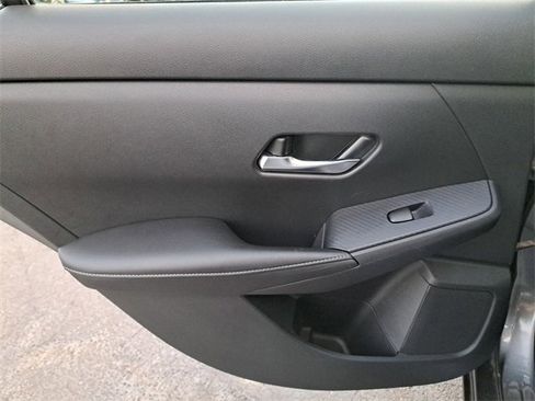 Used 2023 Nissan Sentra S image 13