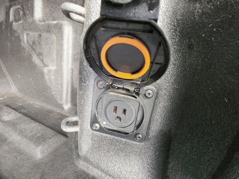 Used 2024 Chevrolet Silverado 2500 High Country w/ High Country Premium Package image 22