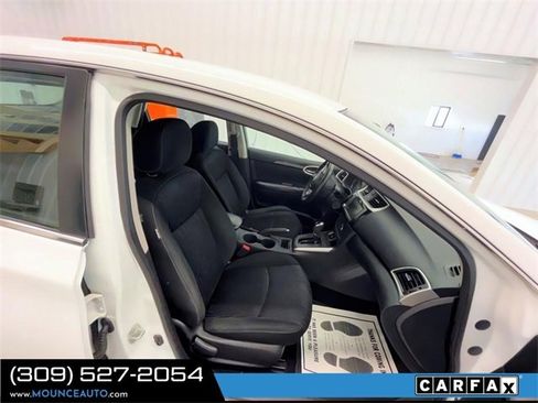 Used 2019 Nissan Sentra SV image 5