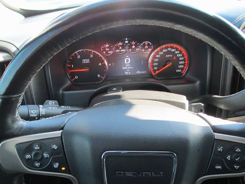 Used 2016 GMC Sierra 3500 Denali w/ Duramax Plus Package image 31