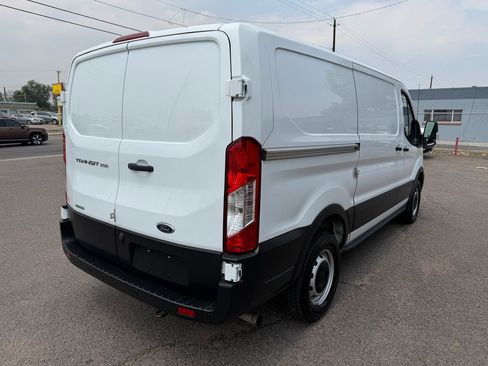 Used 2021 Ford Transit 250 Low Roof RWD image 9