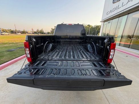 Used 2022 Ford F250 Lariat w/ Lariat Value Package AWD/4WD image 13