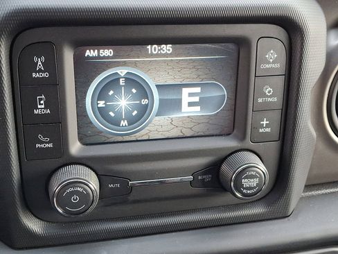 Used 2019 Jeep Wrangler Unlimited Sport S image 17