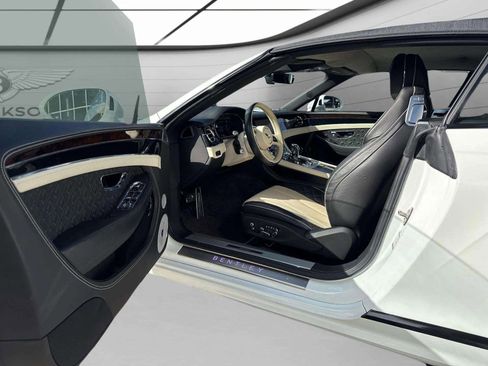 Used 2022 Bentley Continental GT Speed image 44