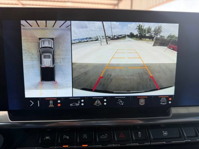 Used 2024 Chevrolet Silverado 1500 LTZ AWD/4WD image 25
