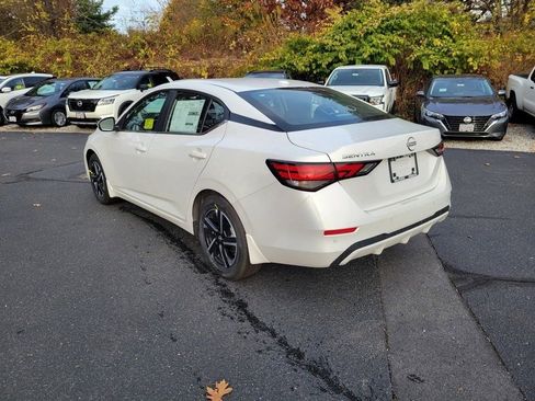 Used 2025 Nissan Sentra SV w/ All-Weather Package image 3