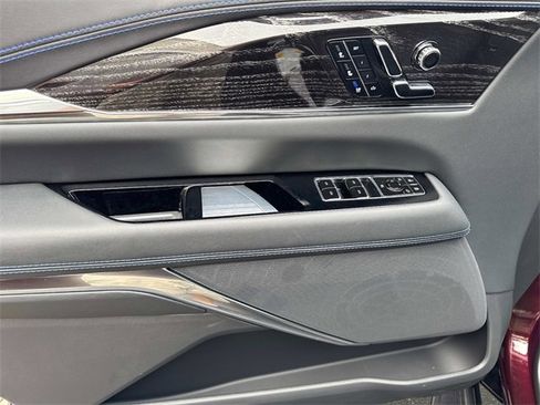 New 2026 Cadillac Escalade IQ Sport 1 w/ LPO, ONYX Package image 15