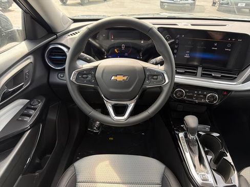 New 2026 Chevrolet Trax LT w/ Driver Confidence Package FWD image 30
