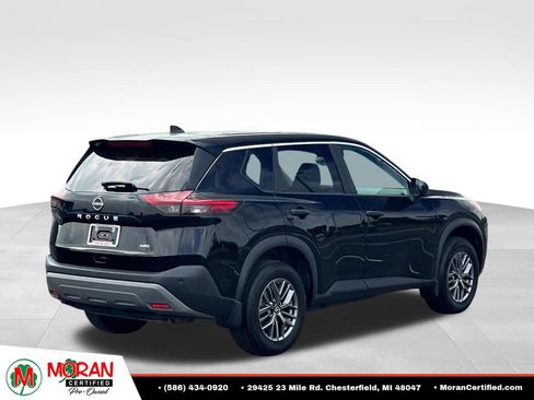 Used 2023 Nissan Rogue S AWD/4WD image 5