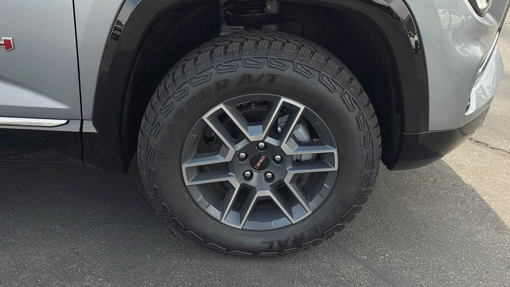 New 2027 GMC Terrain AT4 w/ Convenience Package III AWD/4WD image 10