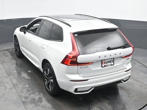New 2026 Volvo XC60 B5 Plus w/ Protection Package Premier AWD/4WD image 36