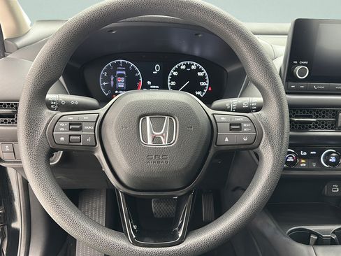 Used 2025 Honda HR-V LX image 14
