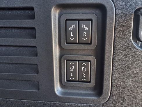 New 2026 Buick Enclave Sport Touring w/ Power Package image 23