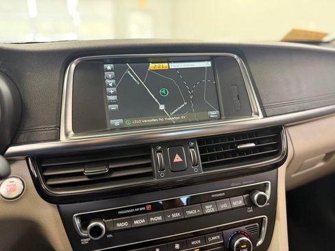 Used 2017 Kia Optima EX w/ Premium Package image 13