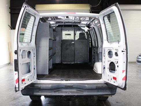 Used 2014 Ford E-150 and Econoline 150 RWD image 22
