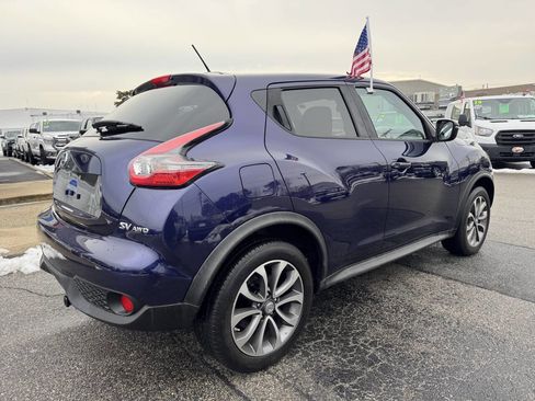Used 2017 Nissan Juke SV image 9
