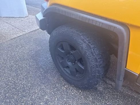 Used 2008 Toyota FJ Cruiser 4WD image 8