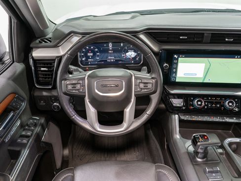 Used 2023 GMC Sierra 1500 Denali w/ Technology Package image 12