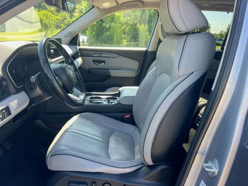 Certified 2023 Honda Pilot Elite image 11