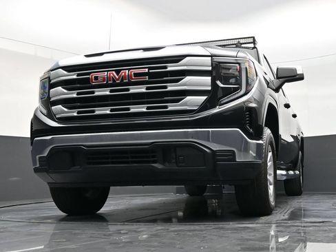 Used 2024 GMC Sierra 1500 SLE RWD image 27