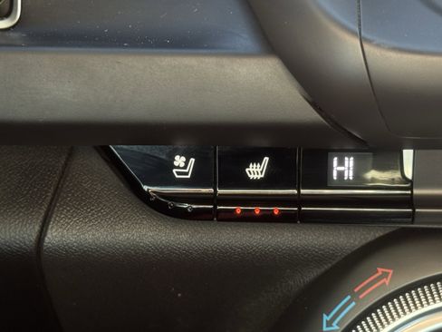 Used 2021 Chevrolet Camaro SS w/ Redline Edition image 90